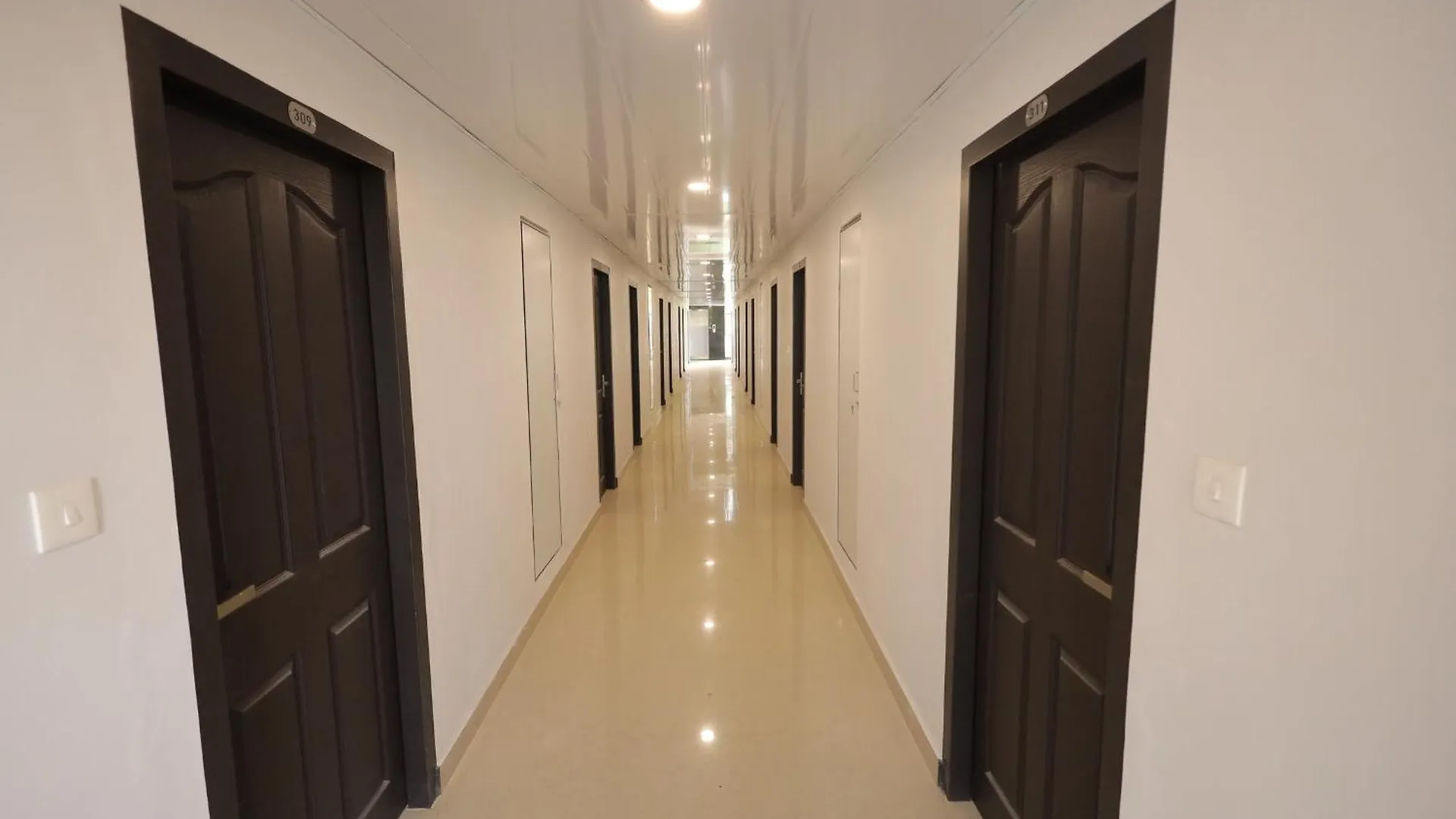 ホテル Abhayam Residency Manjeri